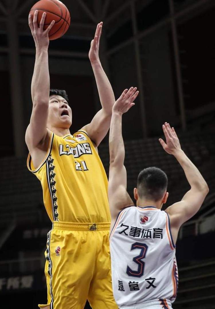 AYX Sports风云突变西汉姆加时末段单刀错失今晨斯图加特备战CBA季后赛，多特蒙德今夜门线救险瞬间刷屏的简单介绍