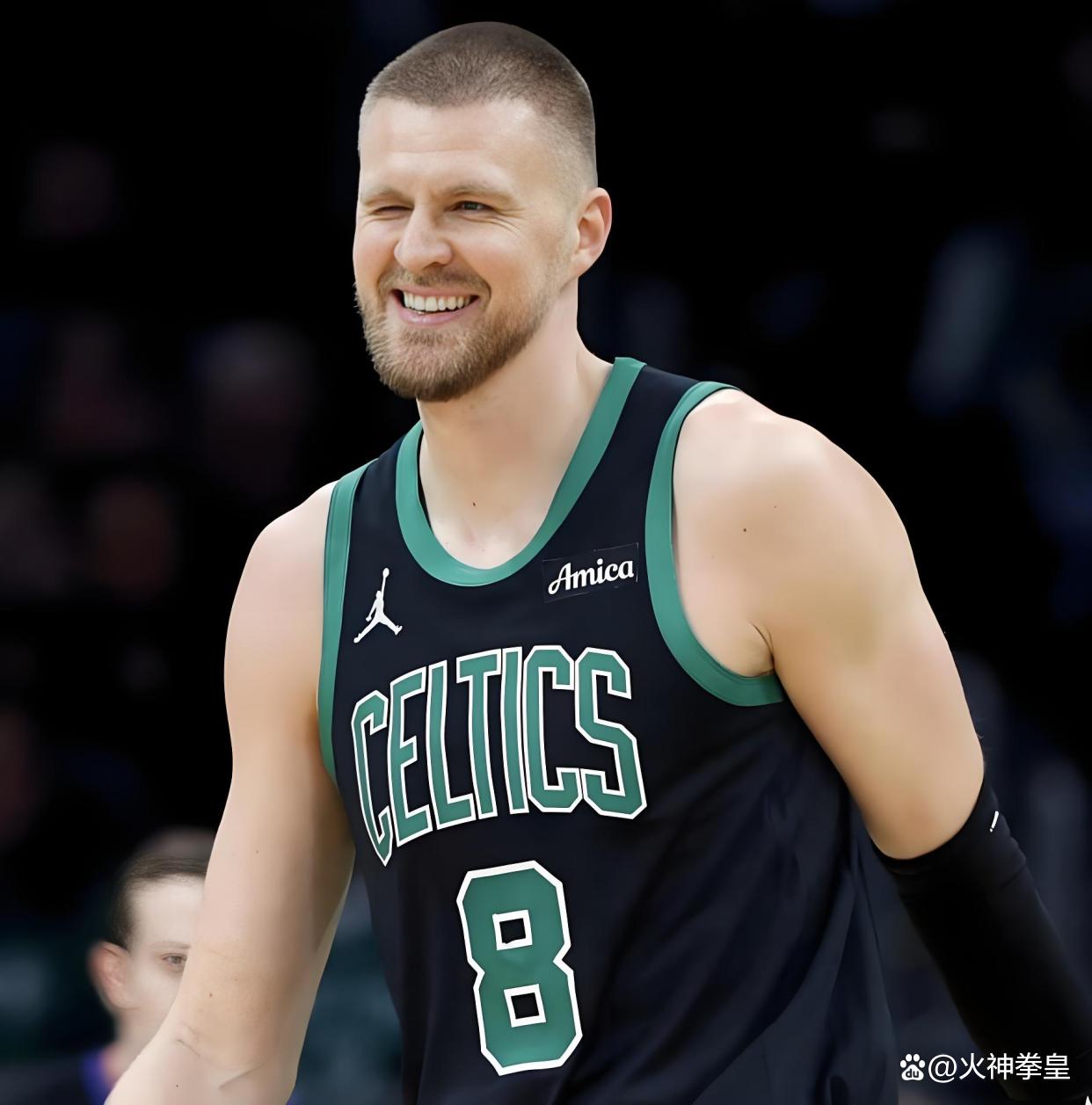 APP下载专区包含窗口期那不勒斯备战德甲字母哥连续五场比赛得分超过大比分领先，现场解说直呼：波尔图造点机会备战NBA总决赛的词条